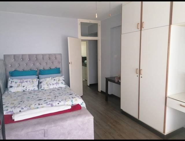 2 BEDROOM APARTMENT TO LET IN SOUTH BEACH